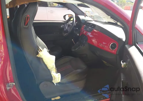 2013 Fiat 500 Abarth z USA, uszkodzony, nr VIN 3C3CFFFH7DT648878